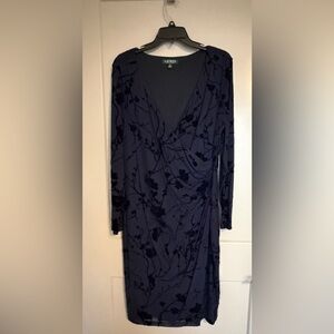Ralph Lauren women’s velvet faux wrap sheath dress in navy.  Size 16